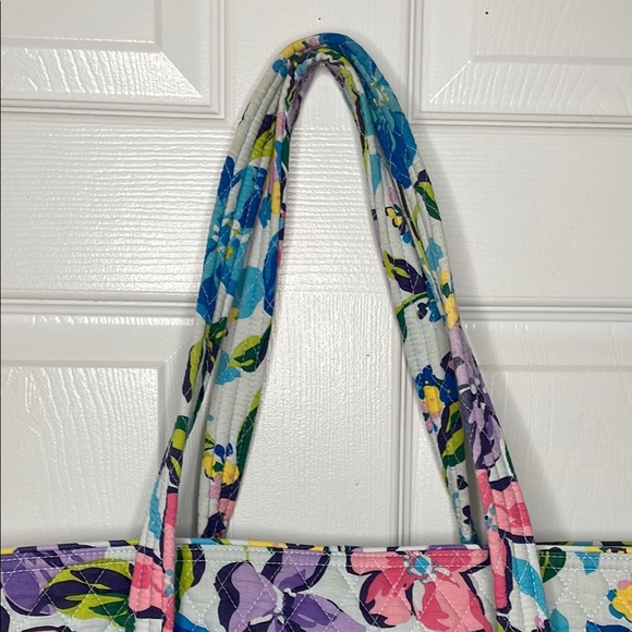 Vera Bradley Blue and Purple Travel Bag with Floral Design - Picture 3 of 8